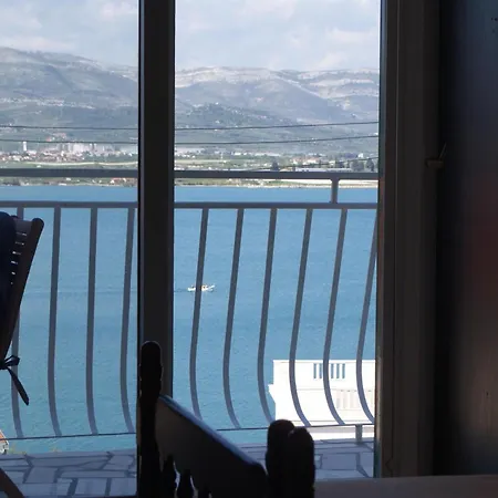 Apartament Mit Herrlichen Blick Aufs Und Grill